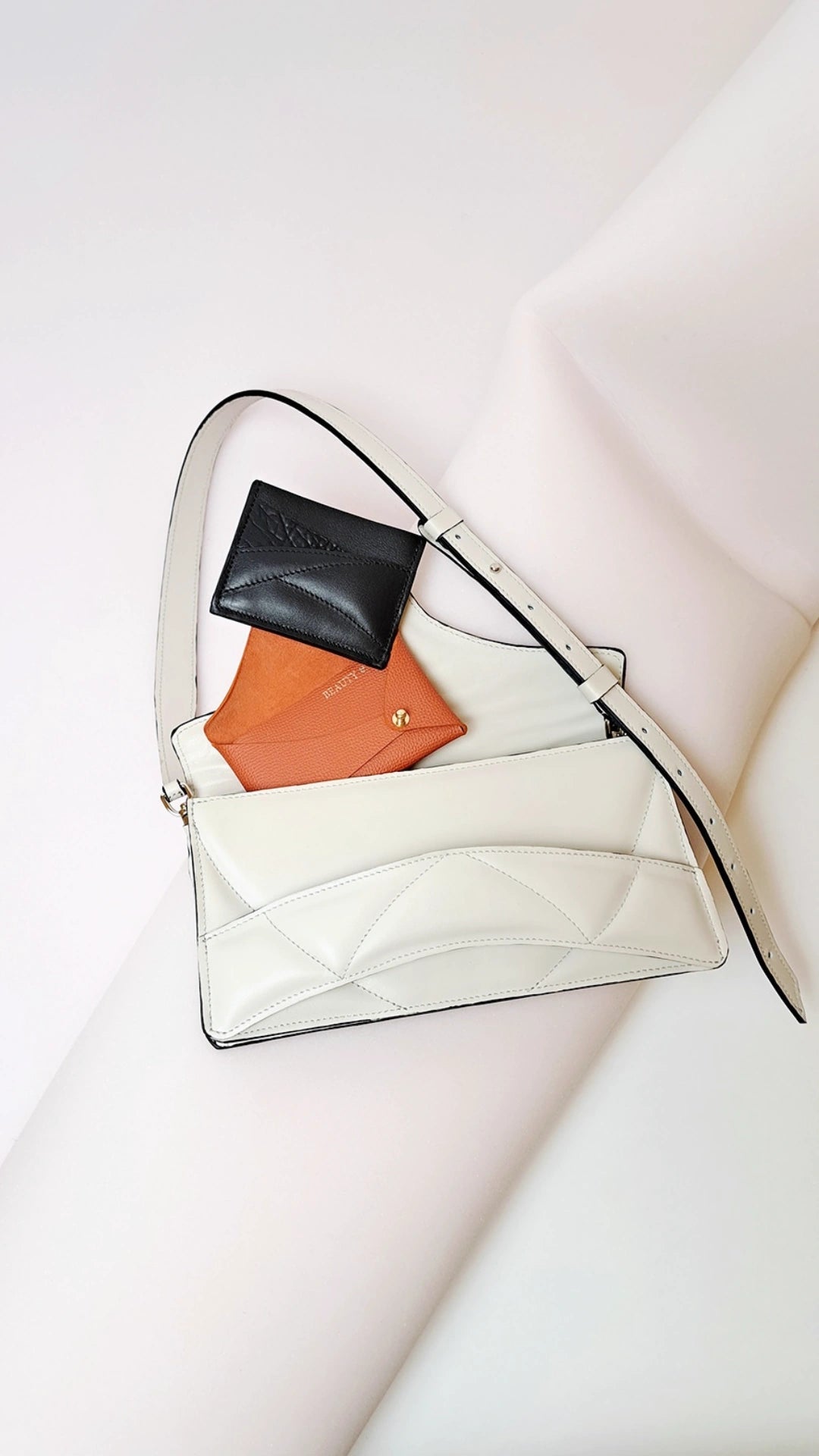 The Message Mini Case - Burnt Orange