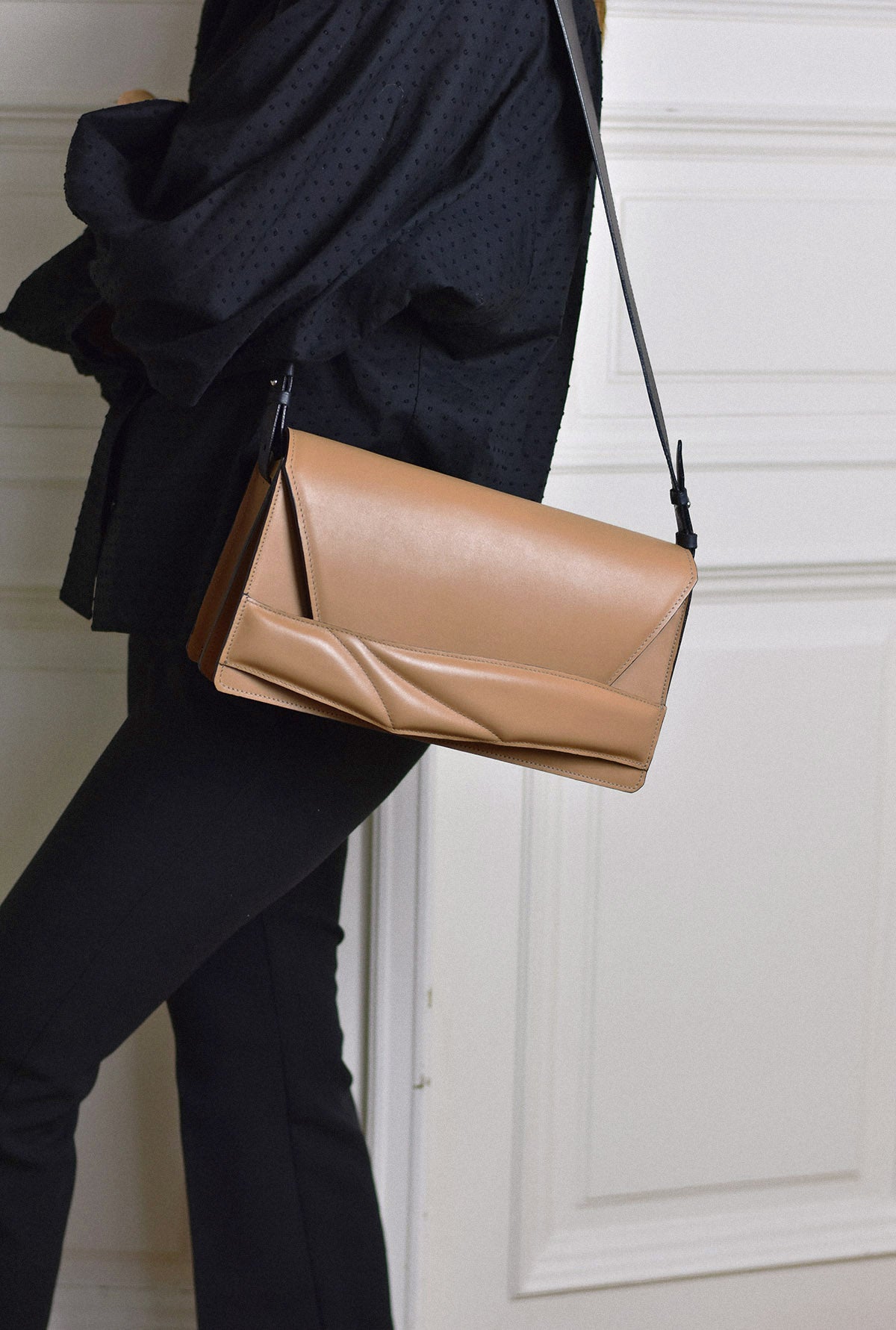 Diagonal Slashed Clutch Boríték Táska - Size + Colour Options