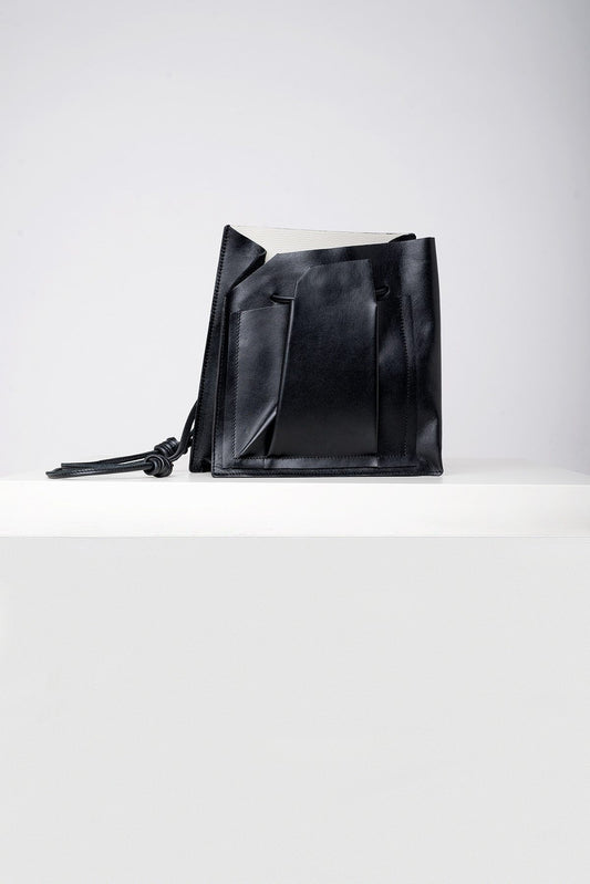Close Bag - Black - Sample