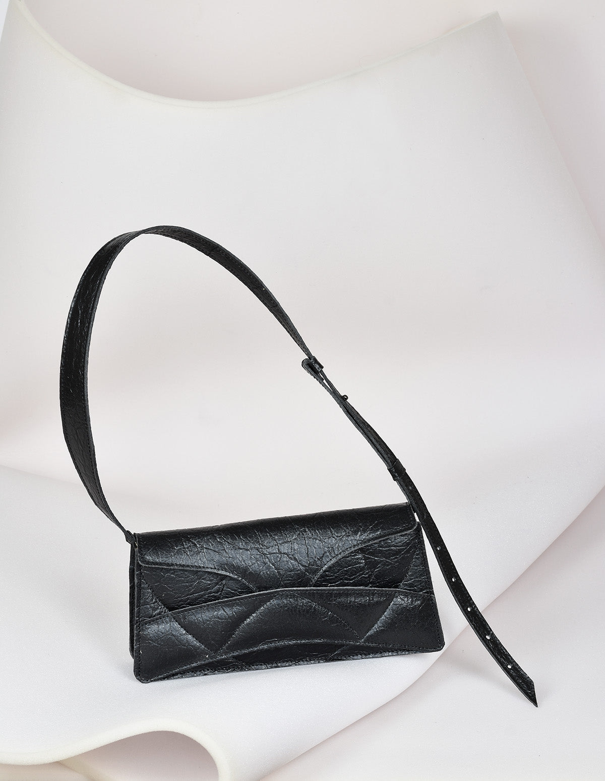 The Enigmatic Heart Bag - Vegan / Leather