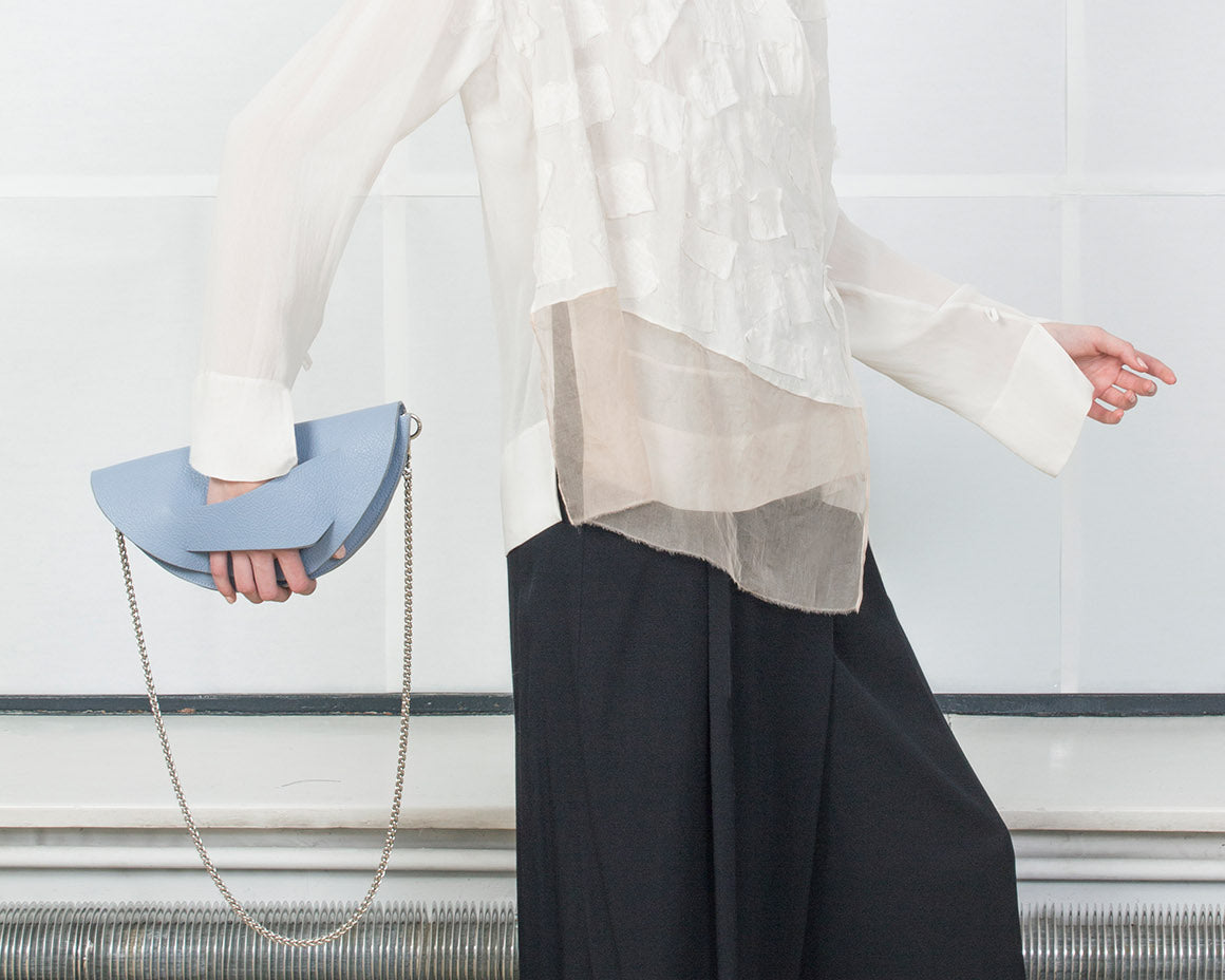 Handmade bridal,wedding clutch bag handcrafted from genuine Italian leather,or vegan custom colors, elegant, white, blue handbag, crossbody purse with unique wrist strap,anniversary gift by Budapest,EU based designer. Elegáns, egyedi, kék, designer borítéktáska, menyasszonyi táska, válltáska magyar táskatervező márka.