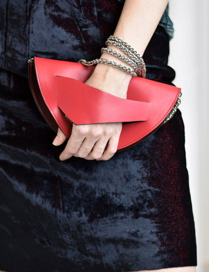 piros dune bag magyar designer bor taska lindasieto red leather halfmoon clutch to crossbody bag, unique wrist strap