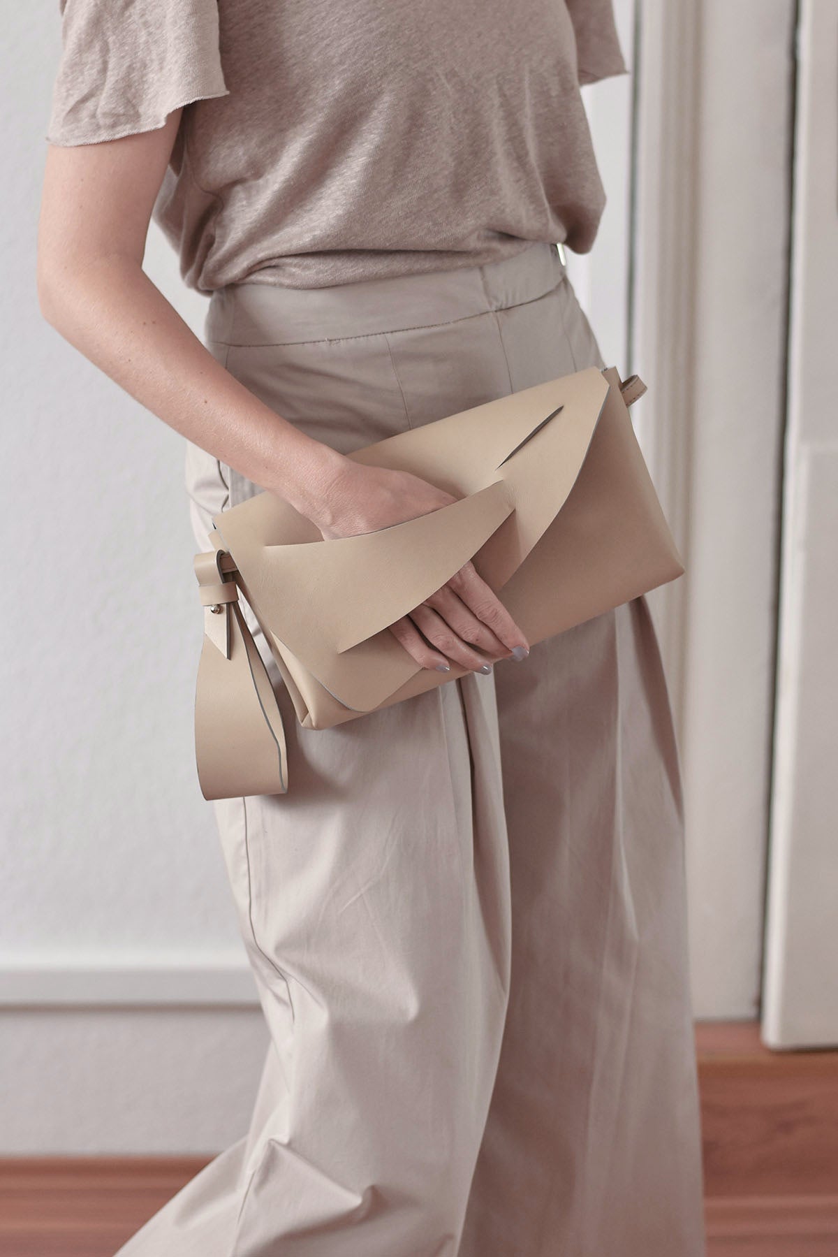 Mini Hybrid Bag - Cream Beige + Smooth Colours