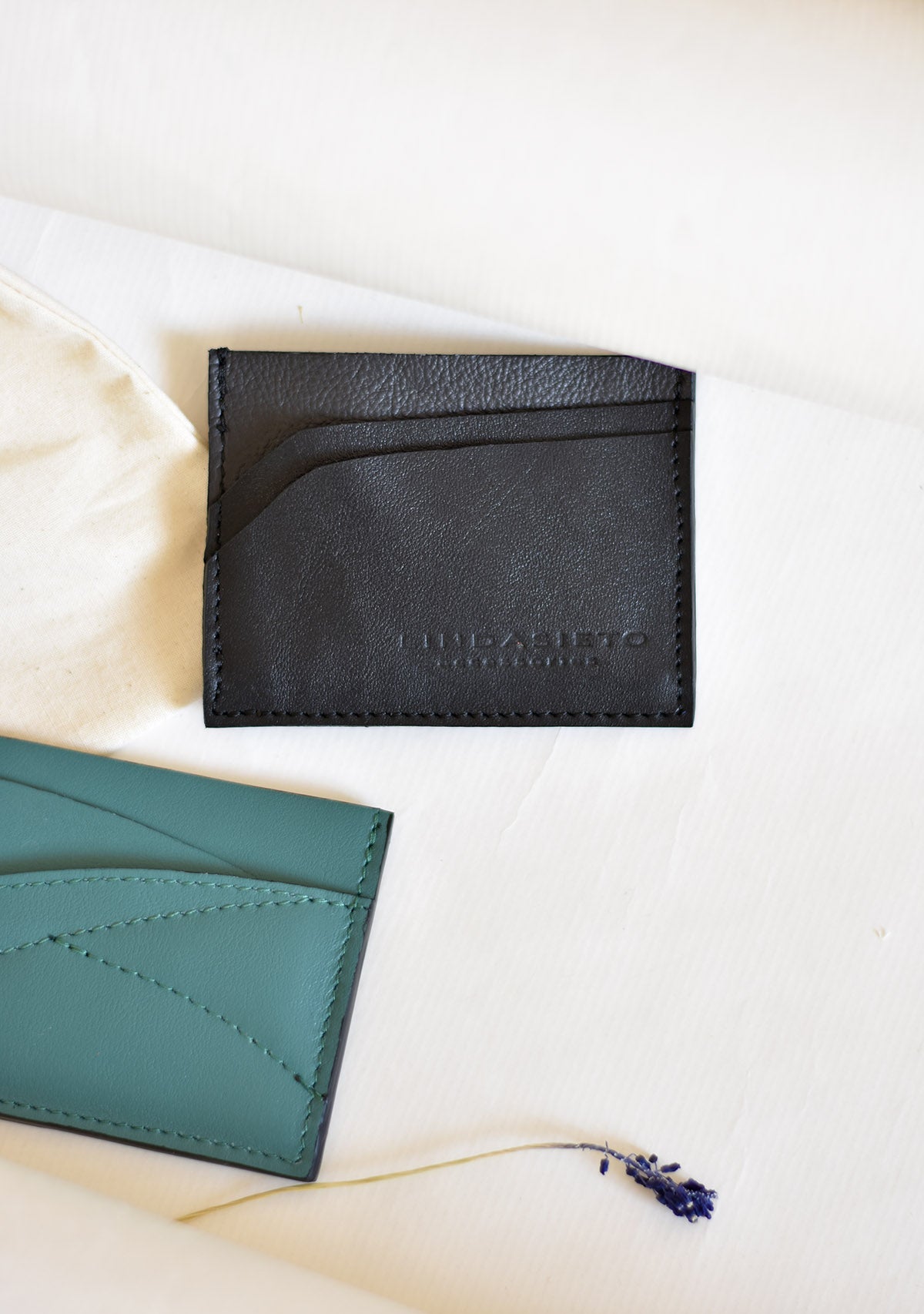 For Him - Dynamism Cardholder - Matte Black + Colours