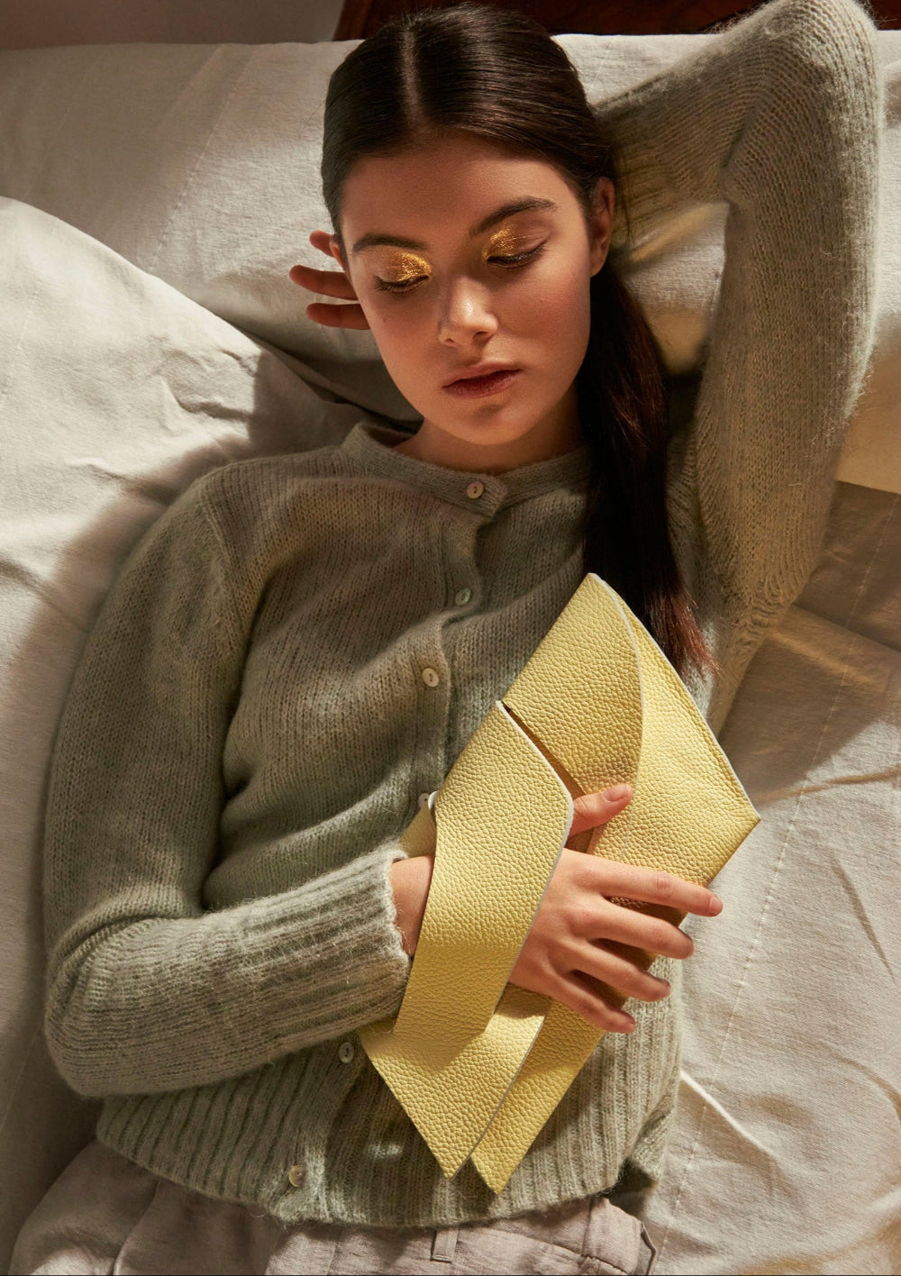 Handmade bridal clutch bag genuine Italian leather, yellow handbag, purse with unique wrist strap by Budapest based designer. Sárga, vajsárga bőr magyar designer táska, borítéktáska, magyar táska tervező márka.